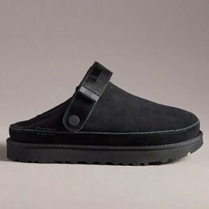 UGG Women’s Goldenstar Clog size 6.5 black NEW in box